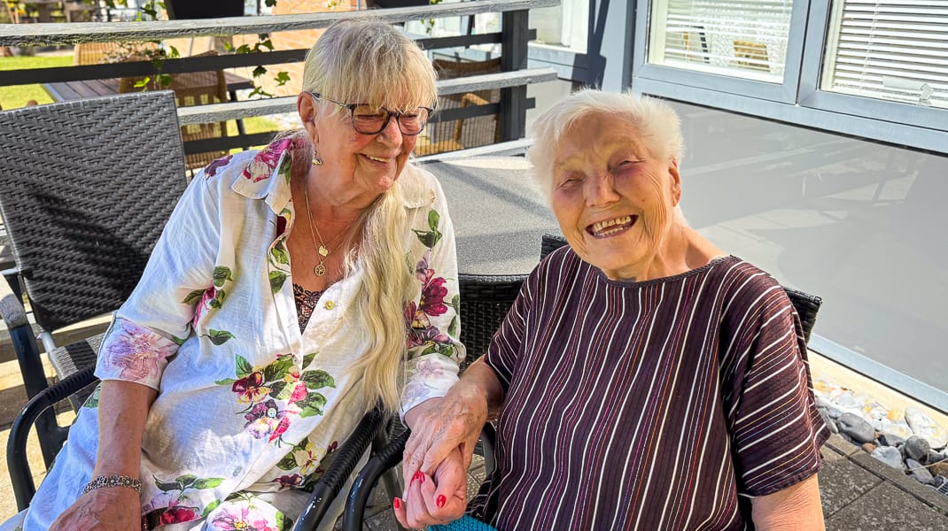 Sisse fra Skovsmindes Venner med beboer Rigmor Skovsminde Plejecenter